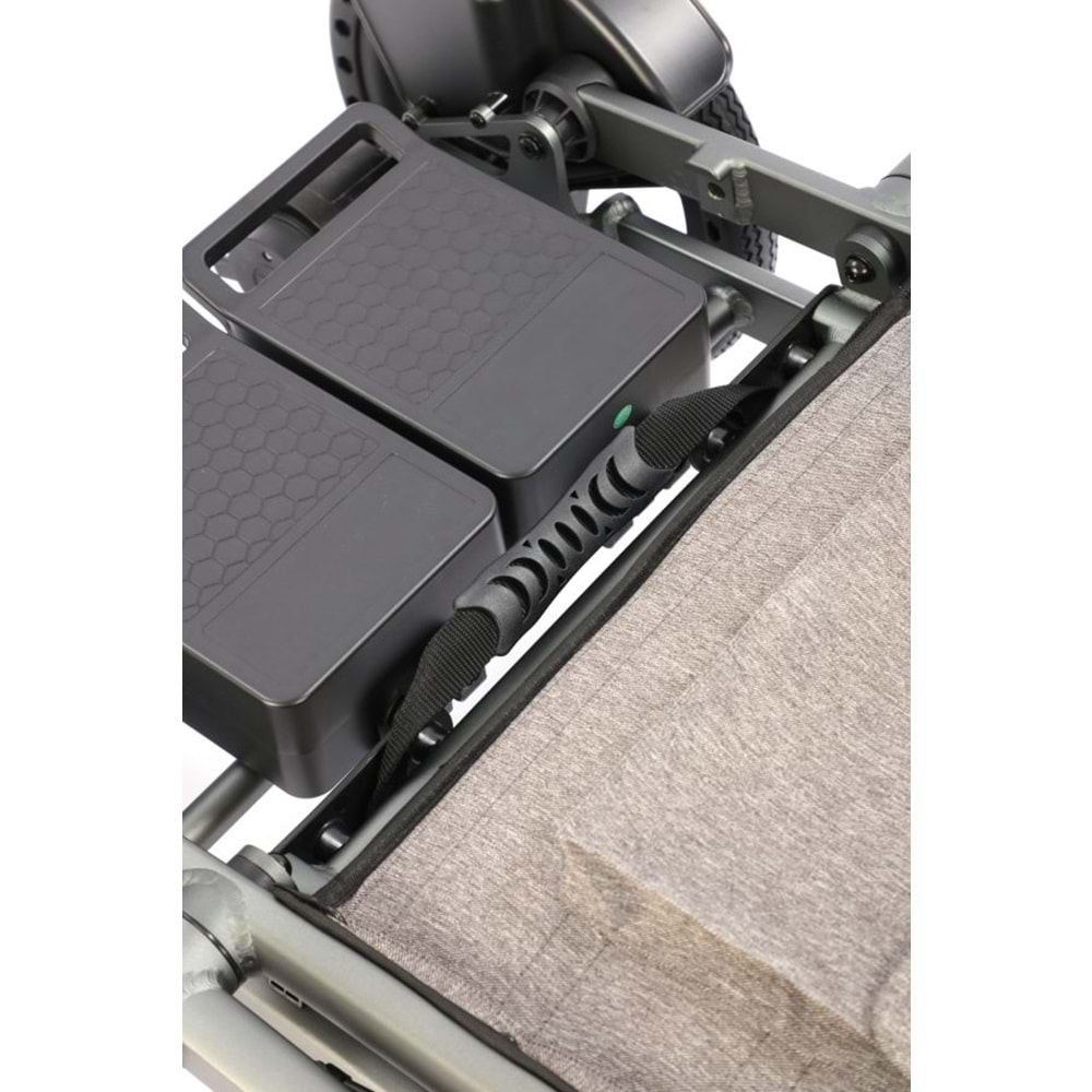 BC-EM700 RESPİROX MAGNEZYUM AKÜLÜ TEKERLEKLİ SANDALYE