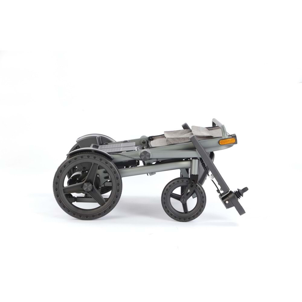 BC-EM700 RESPİROX MAGNEZYUM AKÜLÜ TEKERLEKLİ SANDALYE