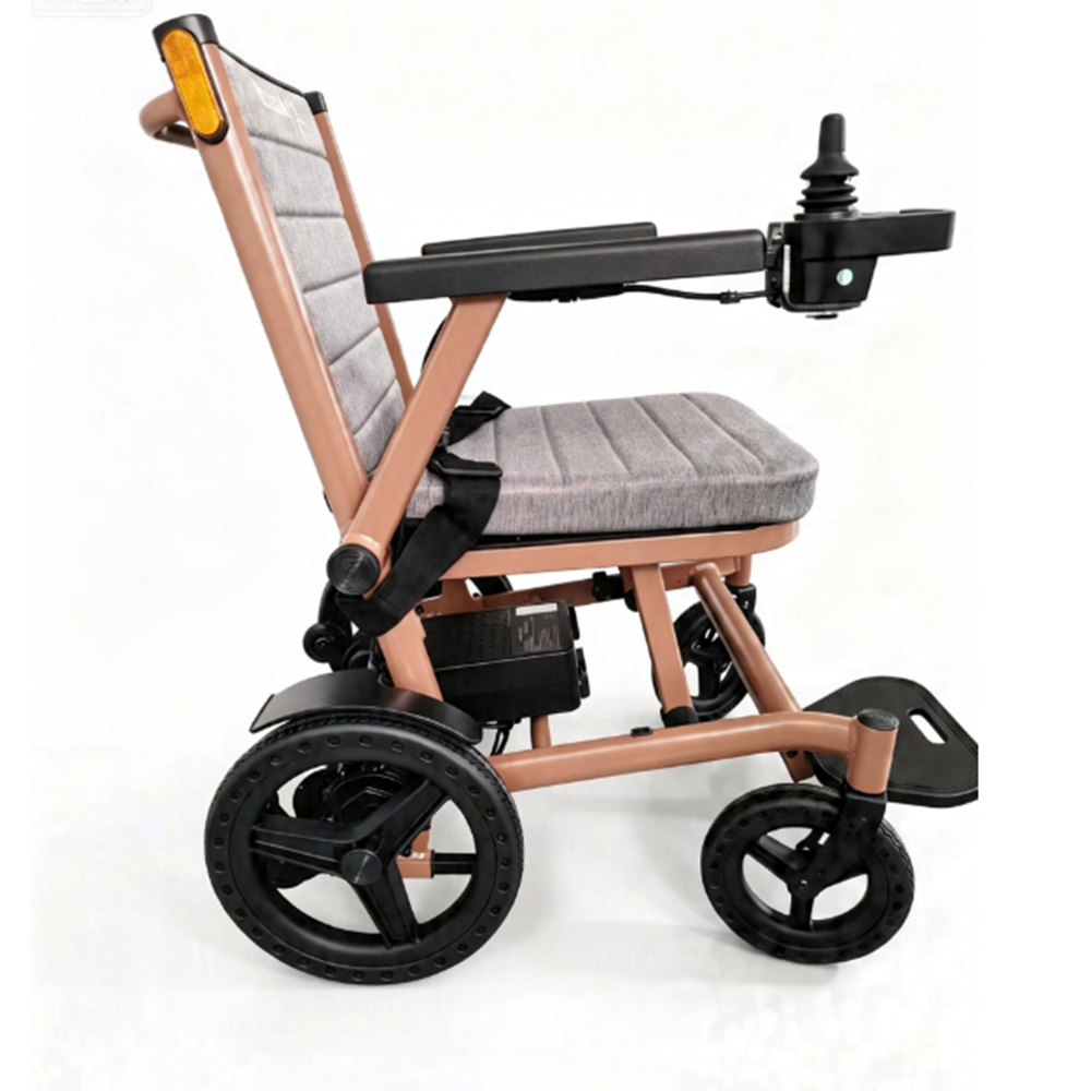 BC-EM700 RESPİROX MAGNEZYUM AKÜLÜ TEKERLEKLİ SANDALYE