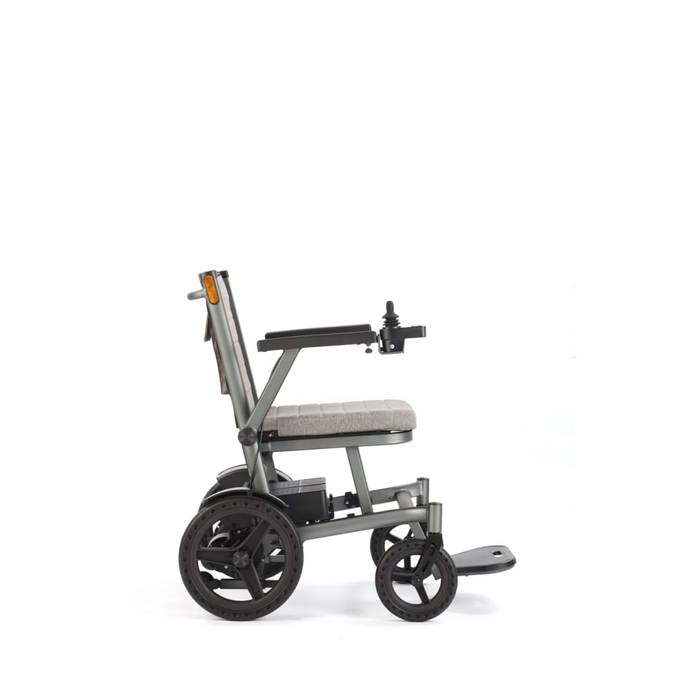 BC-EM700 RESPİROX MAGNEZYUM AKÜLÜ TEKERLEKLİ SANDALYE